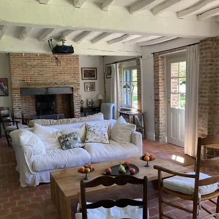 Noyer Nyaraló Thil-Manneville