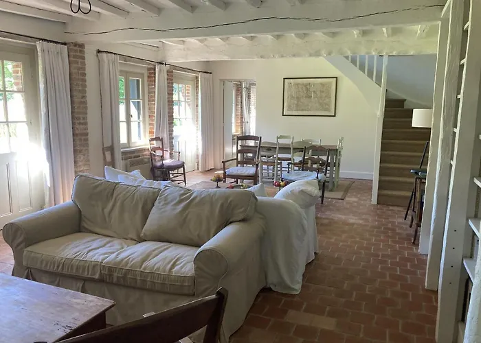 Noyer Holiday home Thil-Manneville